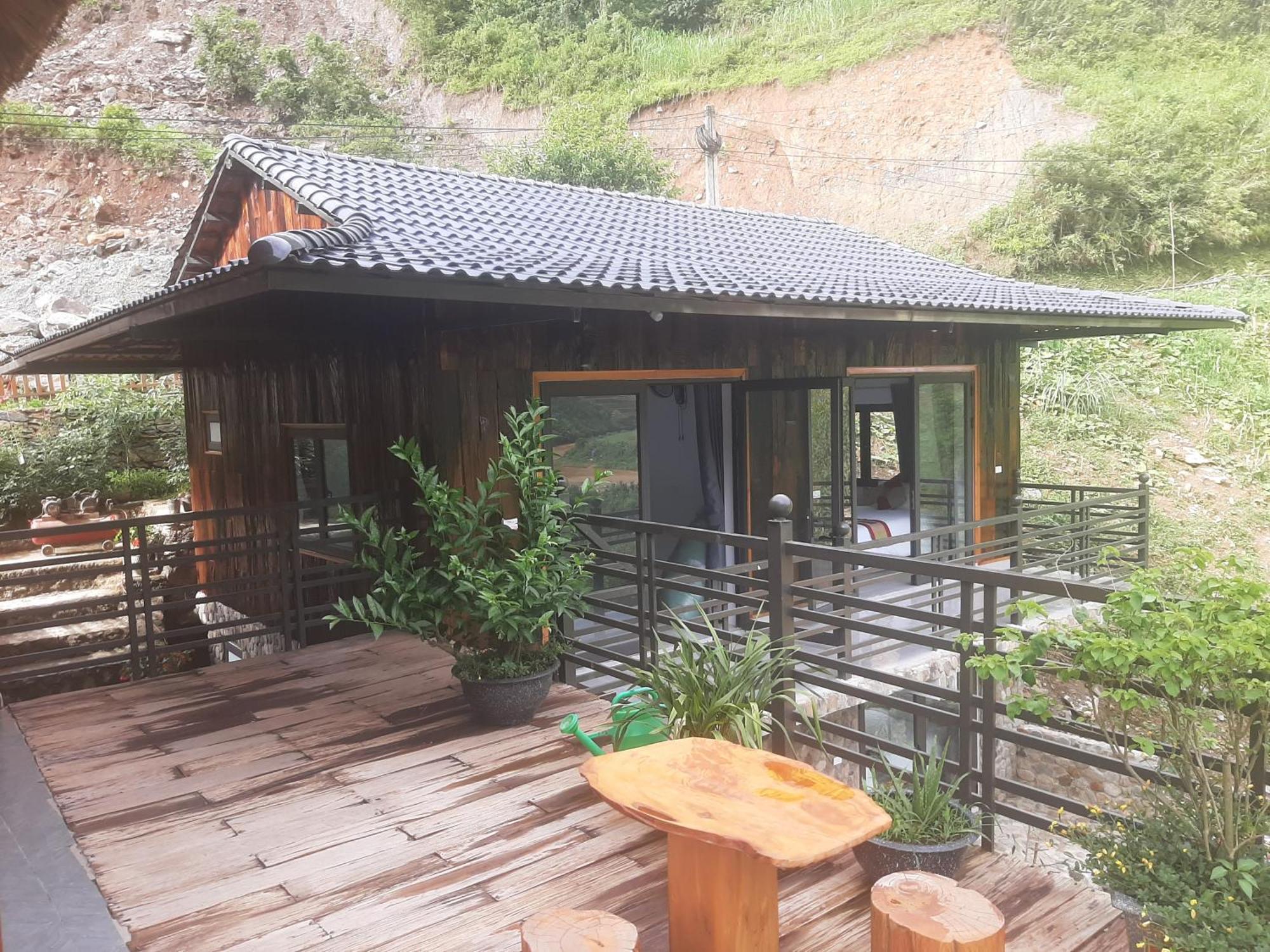 Dong Suoi H'Mong Homestay & Bungalow - Trek & Vegetarian Food Mu Cang Chai Buitenkant foto