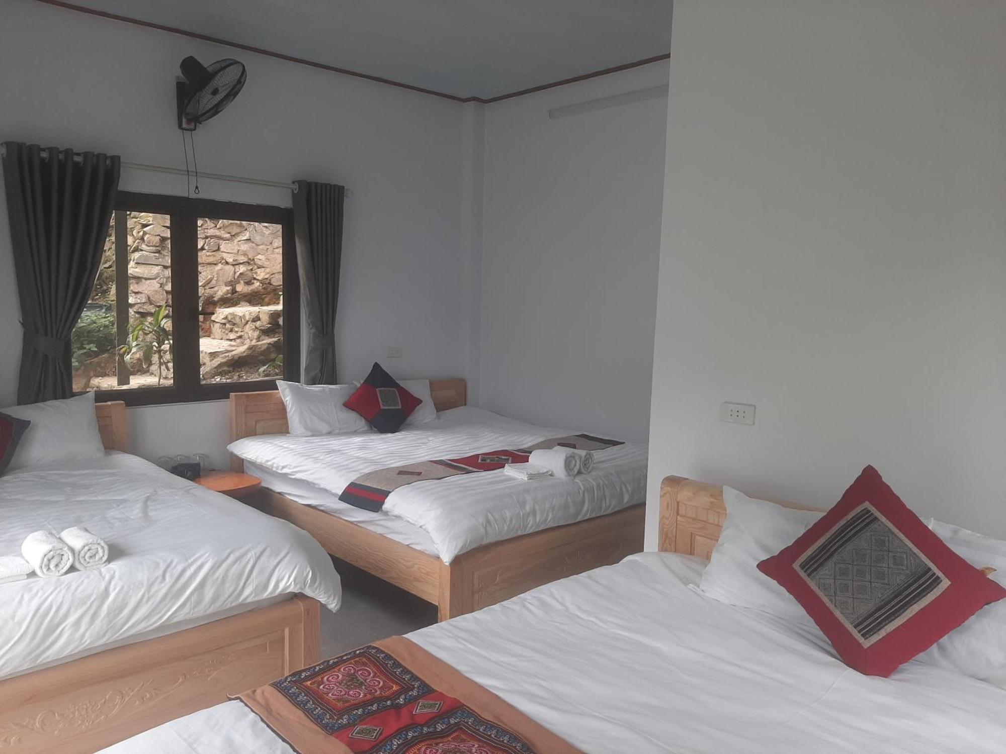 Dong Suoi H'Mong Homestay & Bungalow - Trek & Vegetarian Food Mu Cang Chai Kamer foto